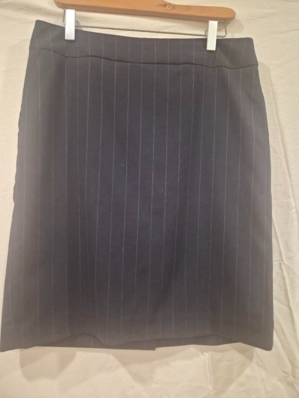 Banana Republic pin strip pencil skirt